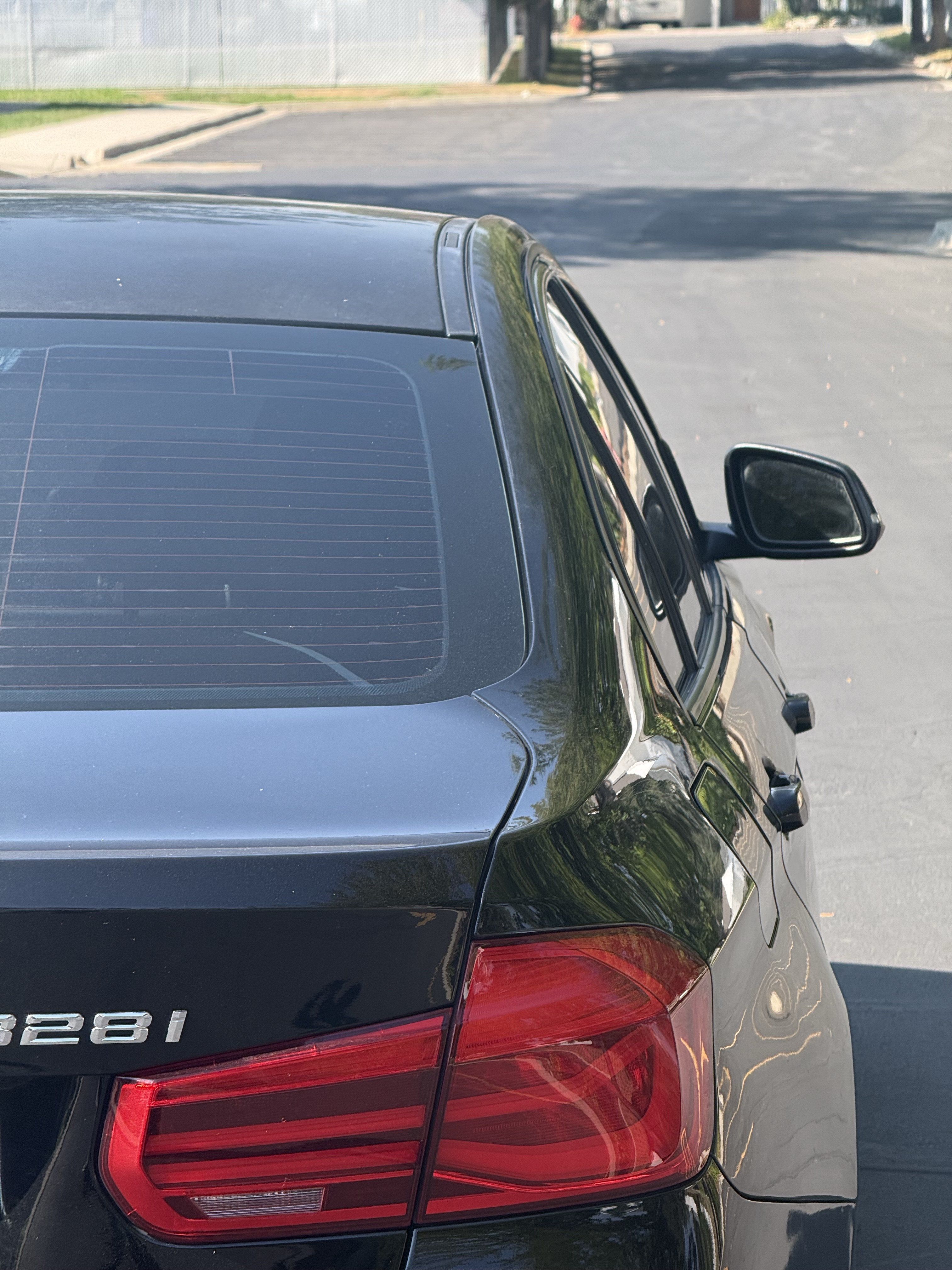 Used 2016 BMW 328i Sedan RWD image 21