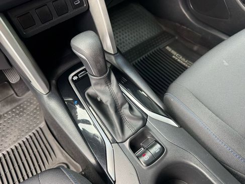Used 2023 Toyota Corolla Cross SE image 31