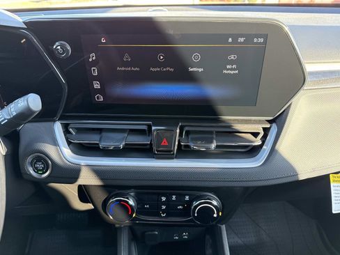 New 2026 Chevrolet TrailBlazer LT image 3