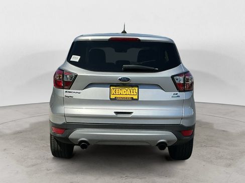 Used 2017 Ford Escape SE AWD/4WD image 6