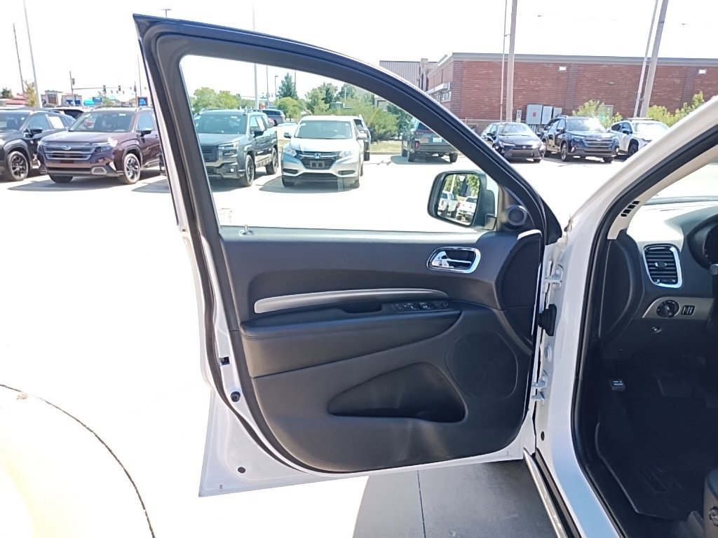 Used 2018 Dodge Durango SXT AWD/4WD image 13