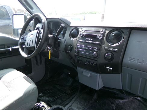 Used 2015 Ford F250 XL w/ XL Appearance Package RWD image 21