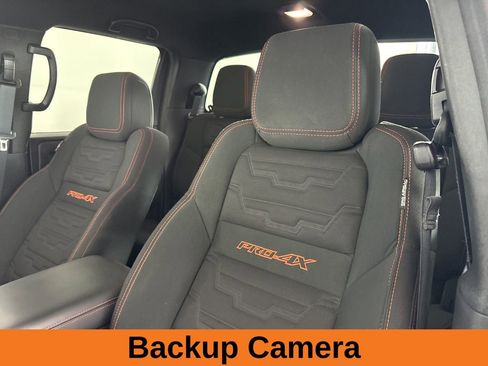 Used 2023 Nissan Frontier PRO-4X w/ Technology Package image 9