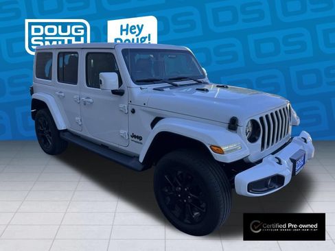 Used 2021 Jeep Wrangler Unlimited Sahara AWD/4WD image 7