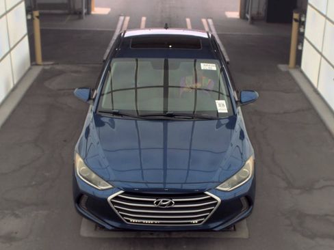Used 2018 Hyundai Elantra Value Edition FWD image 2