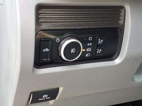 Certified 2024 Ford F250 XLT AWD/4WD image 17