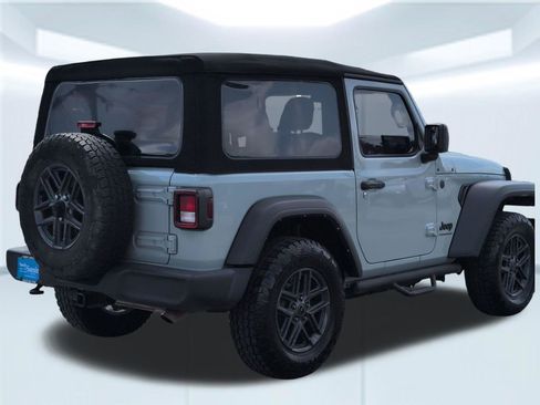 Used 2024 Jeep Wrangler Sport S image 6