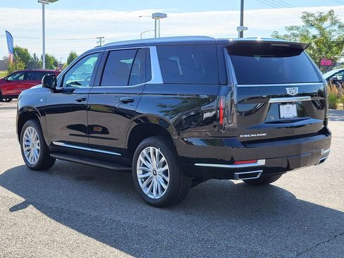 New 2025 Cadillac Escalade Luxury image 11