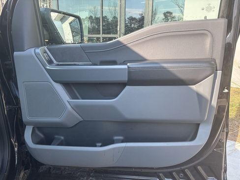 Used 2024 Ford F150 XLT w/ Mobile Office Package image 24