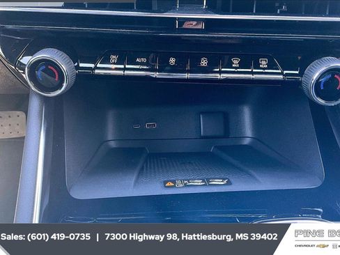 New 2026 Chevrolet Traverse LT w/ Sun and Wheel Package FWD image 24