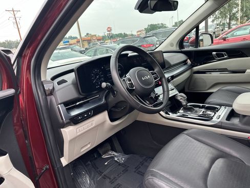 Used 2024 Kia Carnival SX Prestige FWD image 11