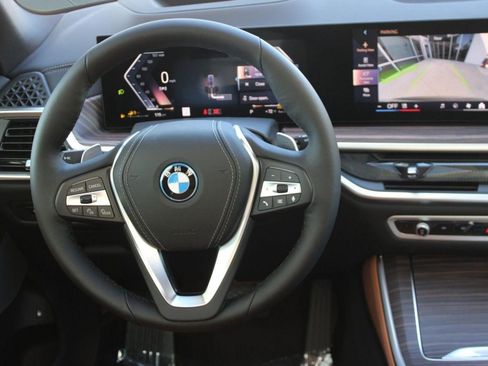 New 2026 BMW X5 xDrive50e w/ Executive Package image 18