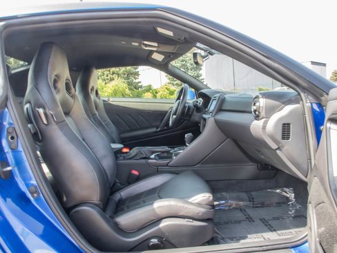 Used 2023 Nissan GT-R Premium AWD/4WD image 10