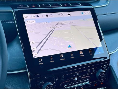 New 2025 Jeep Grand Cherokee L Limited w/ Trailer Tow Package image 13