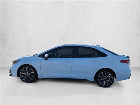 Used 2022 Toyota Corolla XSE image 6