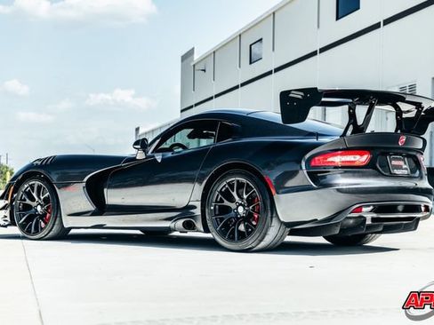 Used 2016 Dodge Viper ACR w/ Extreme Aero Package RWD image 57