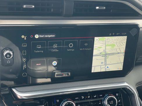 New 2026 GMC Sierra 1500 Denali w/ Technology Package AWD/4WD image 14