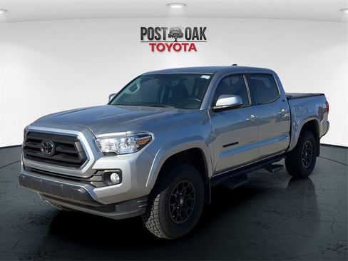 Used 2022 Toyota Tacoma SR5 image 3
