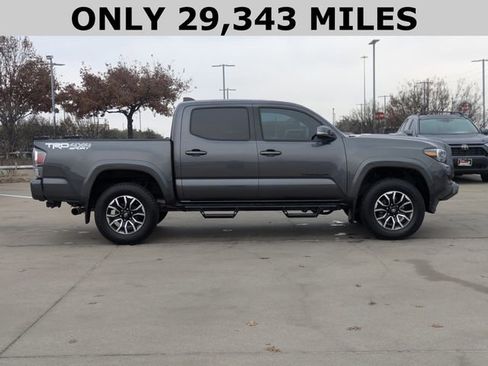 Used 2023 Toyota Tacoma TRD Sport image 4