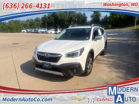 Used 2022 Subaru Outback Touring AWD/4WD image 1