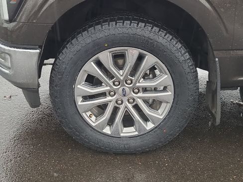 Used 2024 Ford F150 Lariat w/ Tow/Haul Package image 16