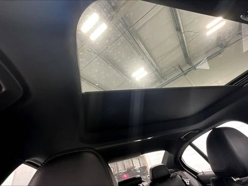 Used 2022 BMW 330i xDrive Sedan image 18