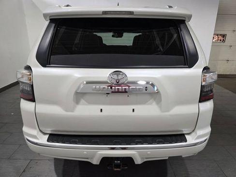 Used 2023 Toyota 4Runner Limited AWD/4WD image 5