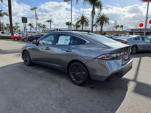 New 2026 Nissan Sentra SV w/ SV Convenience Package image 4