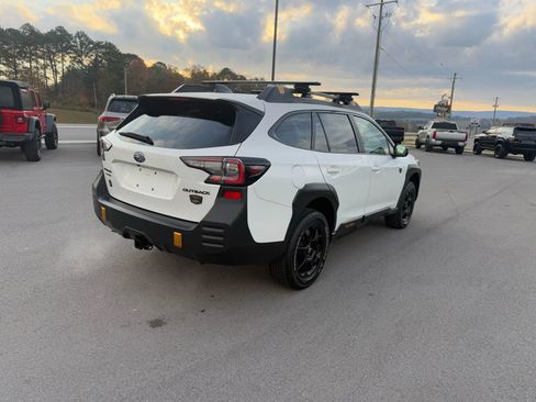 Used 2022 Subaru Outback Wilderness image 4