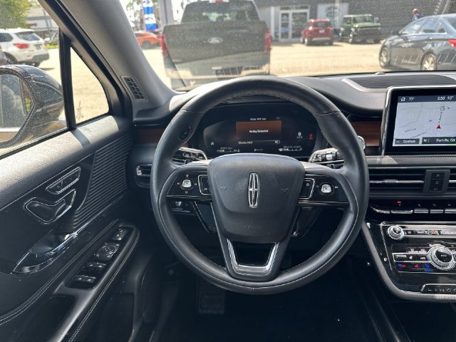 Used 2022 Lincoln Corsair Reserve w/ Sport Package AWD/4WD image 13