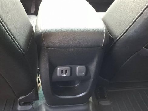 Used 2022 Chevrolet Colorado ZR2 w/ ZR2 Dusk Special Edition AWD/4WD image 24
