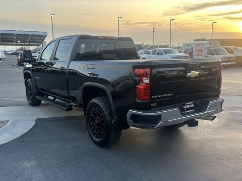 Certified 2022 Chevrolet Silverado 2500 LT w/ Convenience Package image 27