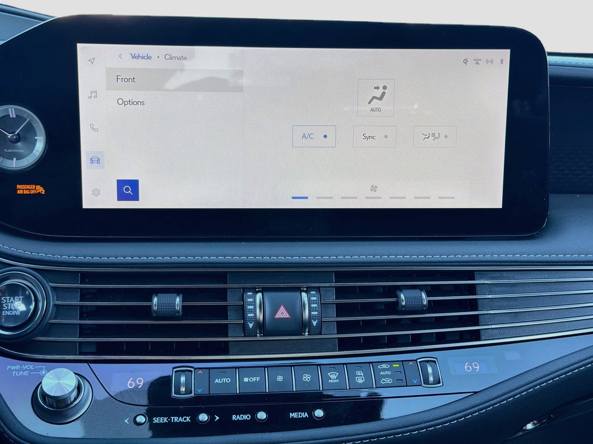 Used 2024 Lexus LS 500 RWD image 35