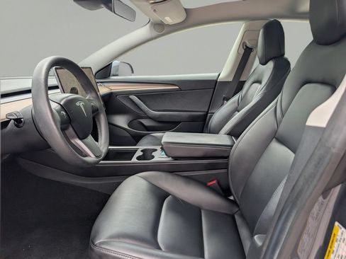 Used 2021 Tesla Model 3 Standard Range Plus RWD image 17
