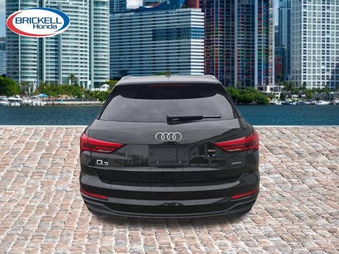 Used 2023 Audi Q3 2.0T Premium AWD/4WD image 5