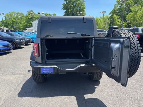 Certified 2025 Ford Bronco Badlands w/ Sasquatch Package AWD/4WD image 10