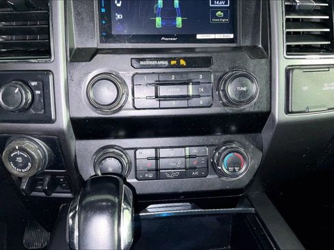 Used 2019 Ford F150 XLT w/ Equipment Group 302A Luxury RWD image 28