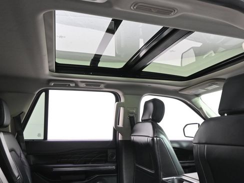 Used 2020 Ford Expedition Platinum AWD/4WD image 17