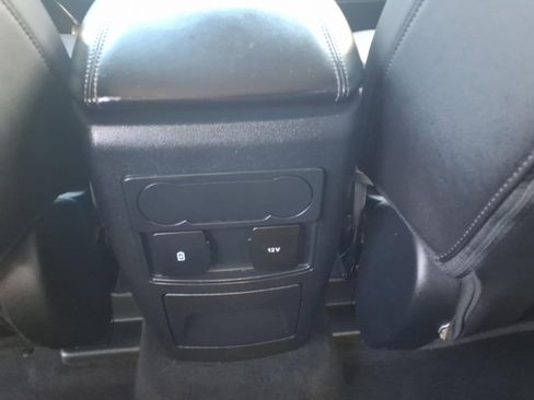 Certified 2022 Ford Explorer XLT w/ Equipment Group 202A AWD/4WD image 19