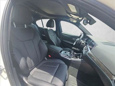 Used 2021 BMW 330i Sedan w/ Convenience Package RWD image 14