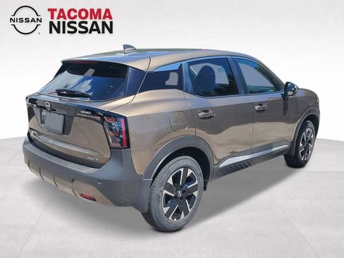 New 2026 Nissan Kicks SV AWD/4WD image 5