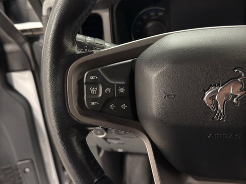 Used 2023 Ford Bronco Black Diamond w/ Sasquatch Package image 14