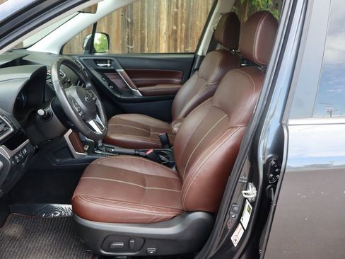 Used 2017 Subaru Forester 2.5i Touring AWD/4WD image 19
