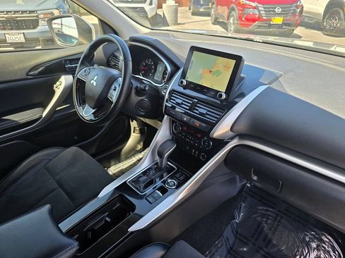 Used 2024 Mitsubishi Eclipse Cross SE AWD/4WD image 11