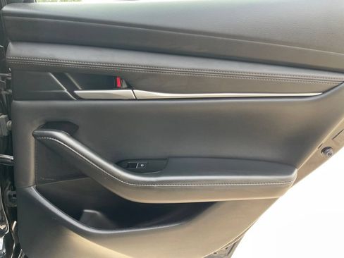 Used 2024 MAZDA MAZDA3 s FWD image 23