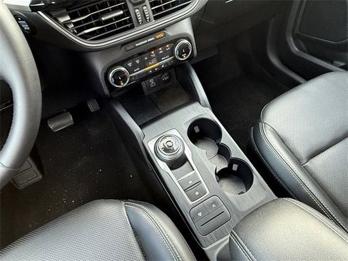 Used 2022 Ford Escape SEL image 13