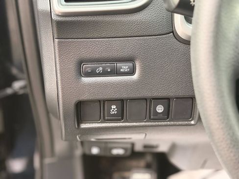 Used 2023 Nissan Murano S image 10