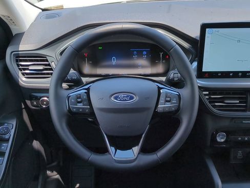New 2025 Ford Escape SE FWD image 19