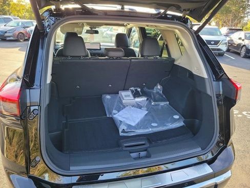 New 2026 Nissan Rogue Platinum w/ Platinum Premium Package AWD/4WD image 5