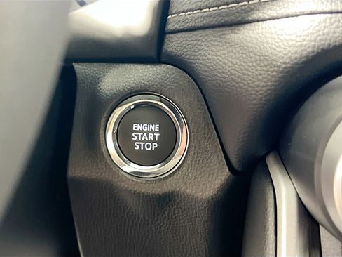 Used 2025 Toyota RAV4 XLE Premium FWD image 24